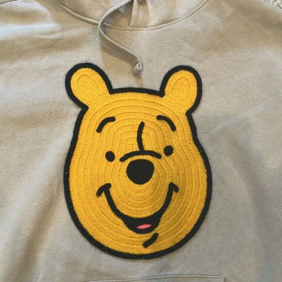 Disney embroidered Winnie the Pooh Sand Hoodie extra large - Picture 3 of 8